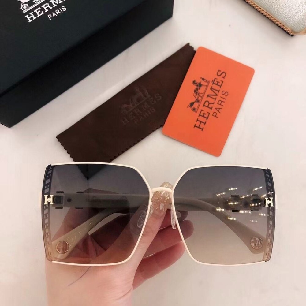 Hermès Rimless Gradient Square Sunglasses - Picture 2 of 4